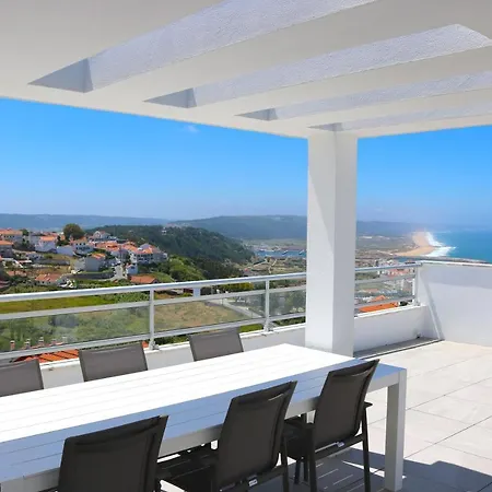 Nazaré Views I - Terrace, Pool&Sea View Apartamento